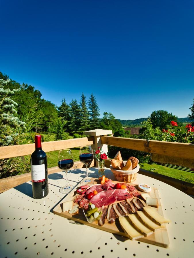 Hotel Le Clos Roussillon Pres De Sarlat Vitrac  Exterior photo