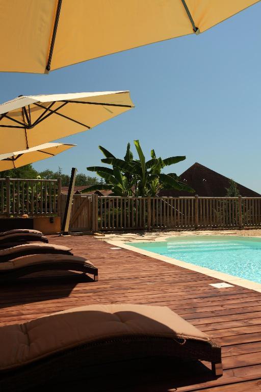 Hotel Le Clos Roussillon Pres De Sarlat Vitrac  Room photo