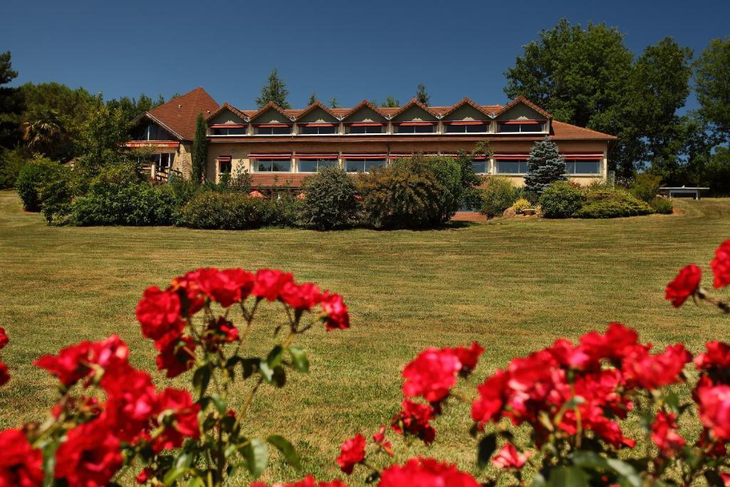 Hotel Le Clos Roussillon Pres De Sarlat Vitrac  Exterior photo