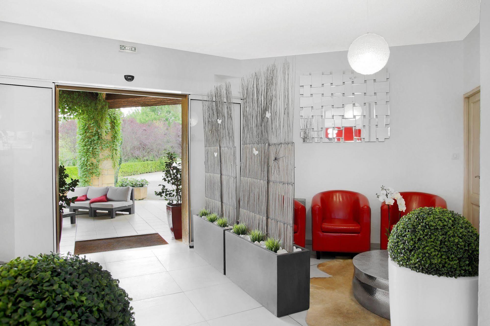 Hotel Le Clos Roussillon Pres De Sarlat Vitrac  Exterior photo