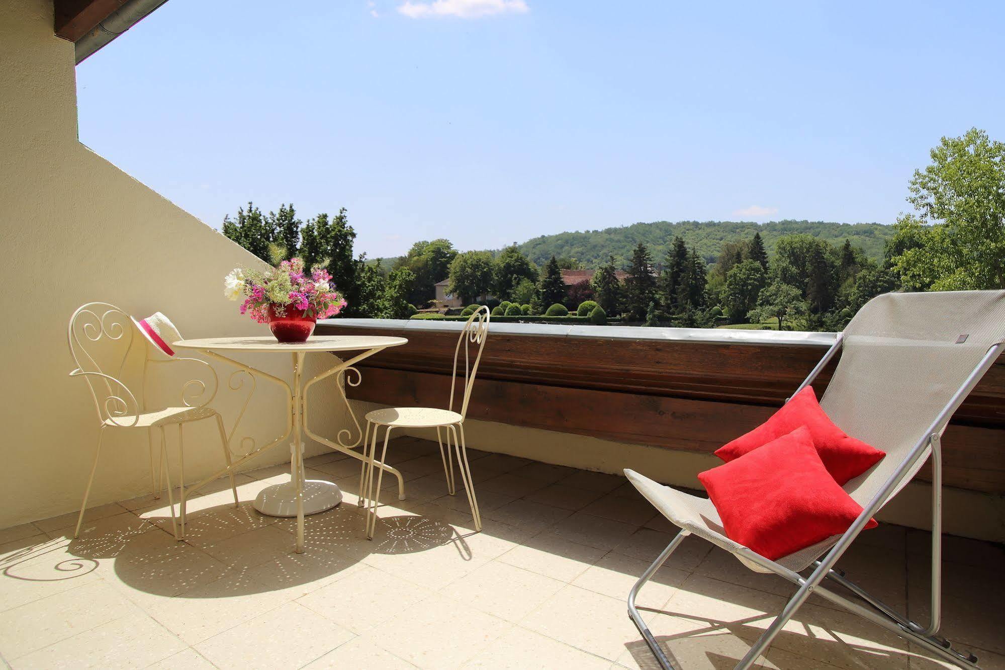 Hotel Le Clos Roussillon Pres De Sarlat Vitrac  Exterior photo